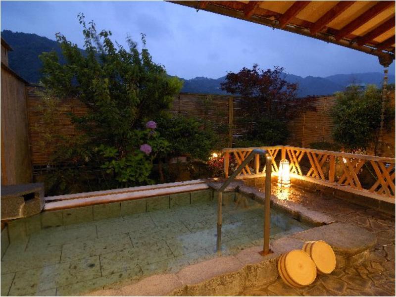 Ryokan Tachibana Atami  Esterno foto